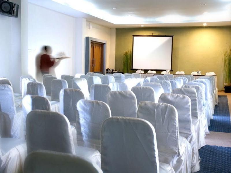 Hotel Cirebon Plaza Zewnętrze zdjęcie