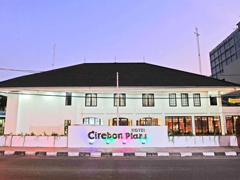 Hotel Cirebon Plaza Zewnętrze zdjęcie